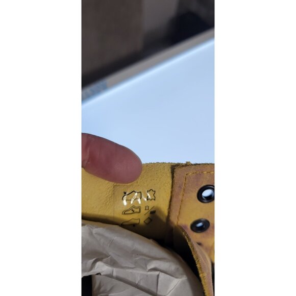 DR MARTENS 1460 Tie Dye Suede Boots Womens Size 8 Yellow Purple (airway boucing) - Picture 8 of 12